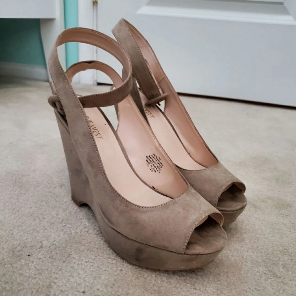 Nine West Beige Wedge Heels